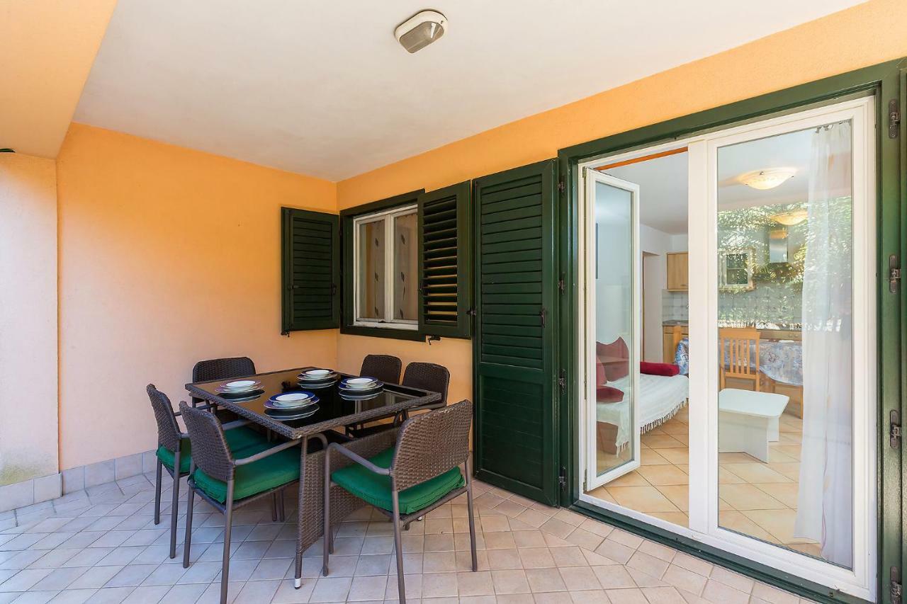 Appartement Gaia à Poreč Extérieur photo